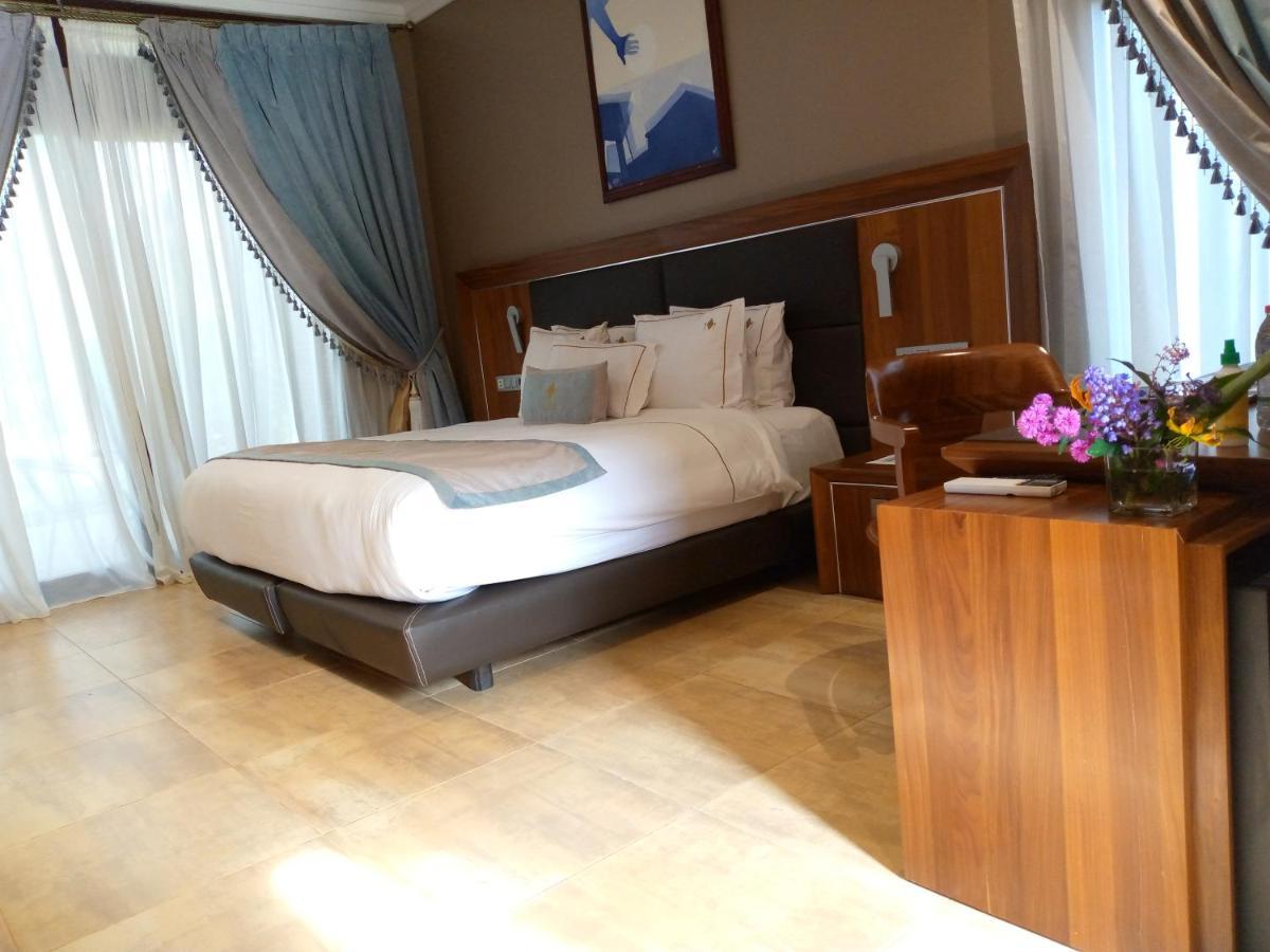 Tagidor Garden Resort And Spa Bangou Екстер'єр фото